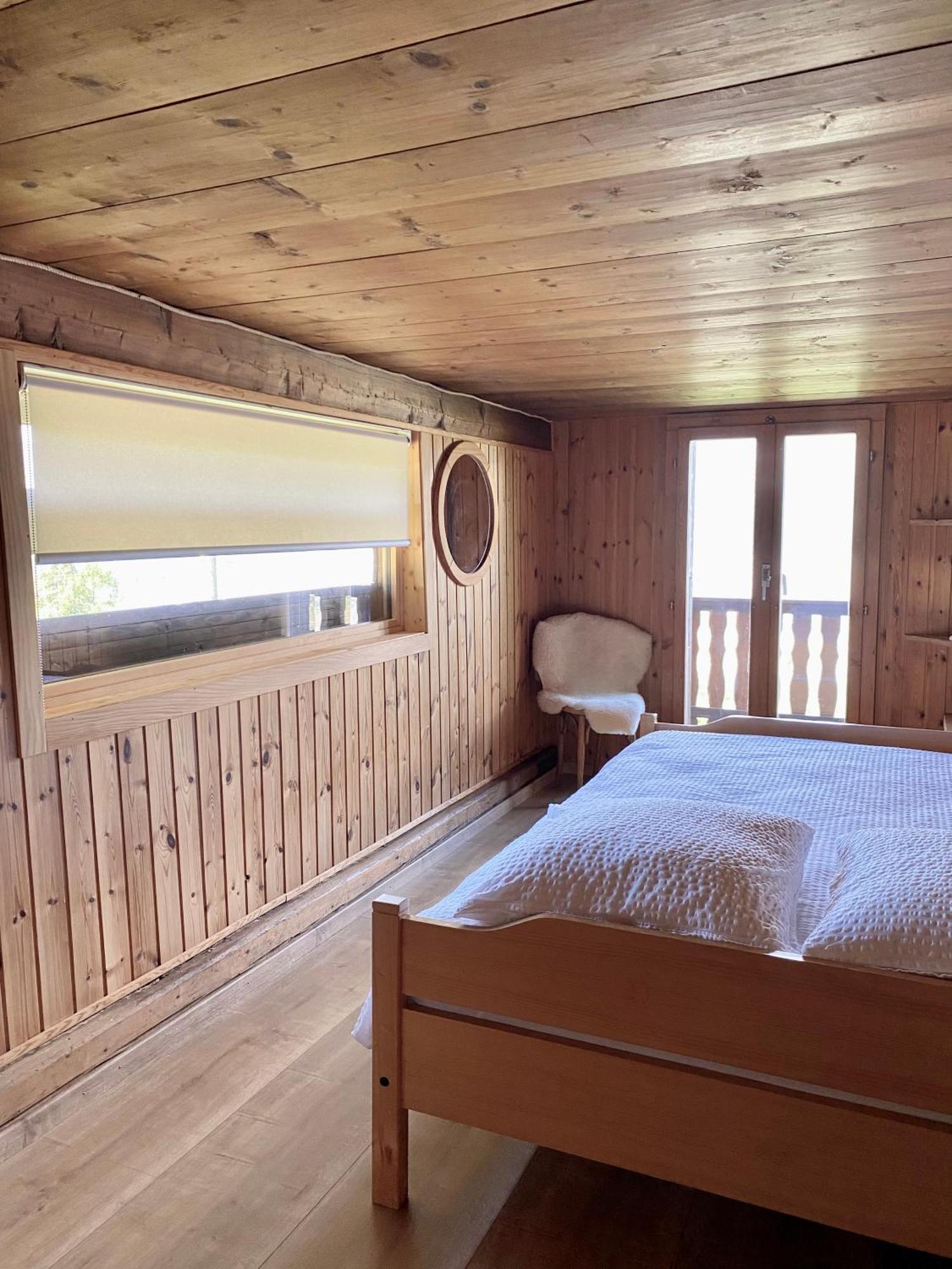 Eco Lodge With Jacuzzi And View In The Swiss Alps Grone Экстерьер фото